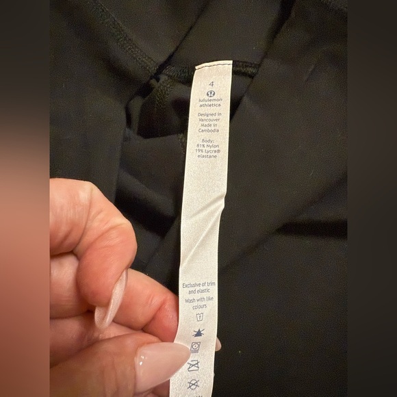 Lululemon Align Crop *19” Black | Rare Original 2017 Edition | Size 4 - Picture 6 of 8